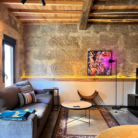Loft 40-10 Apartment *